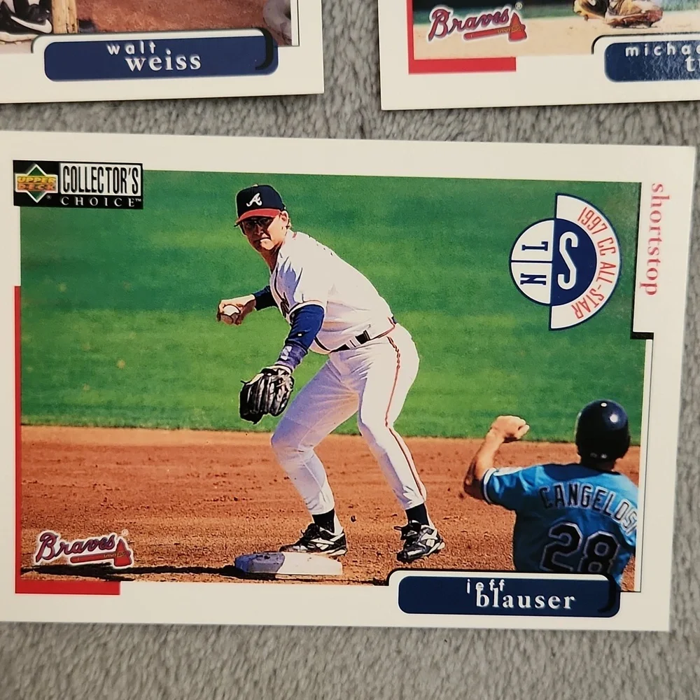 Vintage 1998 Upper Deck Atlanta Braves Baseball Cards